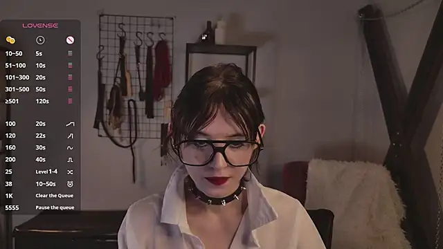 Snapshot of chloe_dreammm chatting on March 5, 2026, 5:03 am chloe dreammm online show from March 5, 2026, 5:03 am