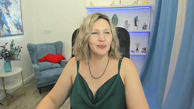 Snapshot of NinaStarle chatting on March 28, 2026, 11:32 am NinaStarle online show from March 28, 2026, 11:32 am