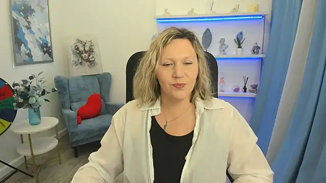 Snapshot of NinaStarle chatting on April 19, 2026, 11:31 am NinaStarle online show from April 19, 2026, 11:31 am