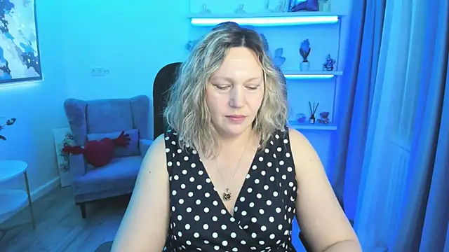 Snapshot of NinaStarle chatting on May 1, 2026, 4:28 am NinaStarle online show from May 1, 2026, 4:28 am