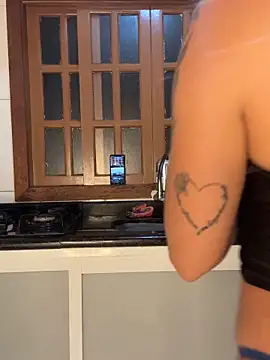 Snapshot of Casalmasc chatting on February 11, 2026, 1:10 am Casalmasc online show from February 11, 2026, 1:10 am