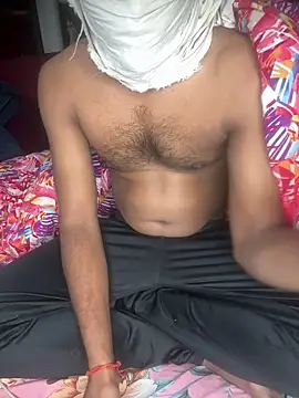 Snapshot of Fuckerboy19 chatting on December 18, 2025, 5:52 pm Fuckerboy19 online show from December 18, 2025, 5:52 pm