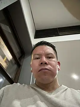 Snapshot of Manu0586 chatting on February 16, 2026, 11:34 pm Manu0586 online show from February 16, 2026, 11:34 pm