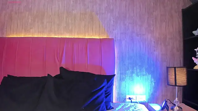 Snapshot of Kendra_kobein chatting on February 14, 2026, 6:21 am Kendra kobein online show from February 14, 2026, 6:21 am