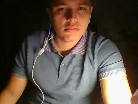 Haustin202 online show from October 26, 2025, 10:47 pm