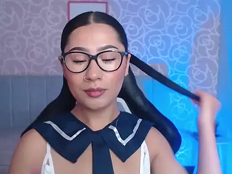 Snapshot of evelyn_ch_ chatting on September 25, 2025, 10:41 am evelyn ch online show from September 25, 2025, 10:41 am