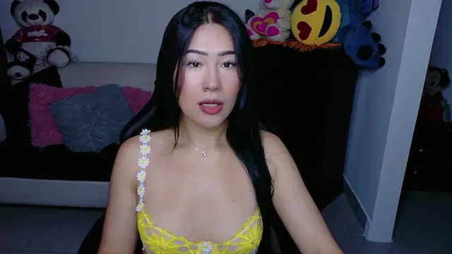 Snapshot of evelyn_ch_ chatting on October 21, 2025, 2:18 pm evelyn ch online show from October 21, 2025, 2:18 pm