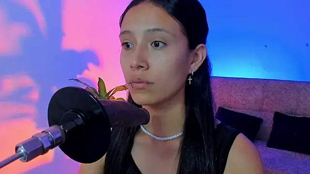 alicemoon   online show from November 13, 2025, 10:14 am