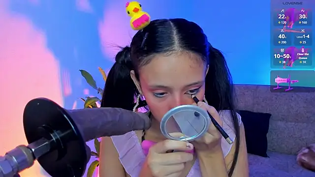 Snapshot of alicemoon__ chatting on February 22, 2026, 9:13 pm alicemoon online show from February 22, 2026, 9:13 pm