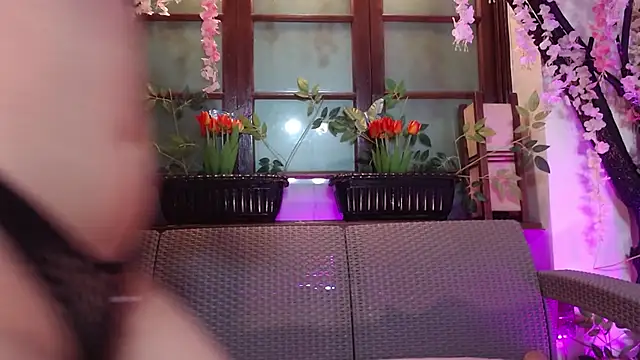 samara selene online show from July 2, 2026, 3:23 am
