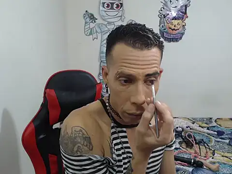 Snapshot of afrodit_25 chatting on October 28, 2025, 5:44 am afrodit 25 online show from October 28, 2025, 5:44 am