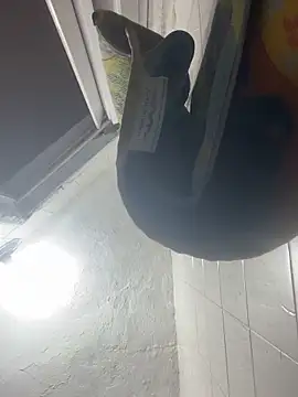 Snapshot of freedmar chatting on November 16, 2025, 1:06 pm freedmar online show from November 16, 2025, 1:06 pm