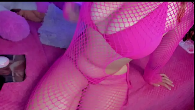 Snapshot of Maki_sins chatting on November 29, 2025, 12:13 am Maki sins online show from November 29, 2025, 12:13 am