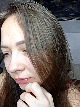 Snapshot of Olivia_OliV chatting on November 20, 2025, 12:55 am Olivia OliV online show from November 20, 2025, 12:55 am