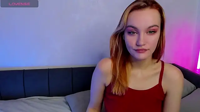 Ida FaneStain online show from October 15, 2025, 2:44 am