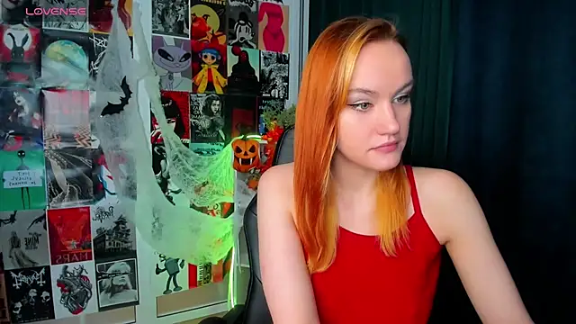 Ida FaneStain online show from October 31, 2025, 2:45 am