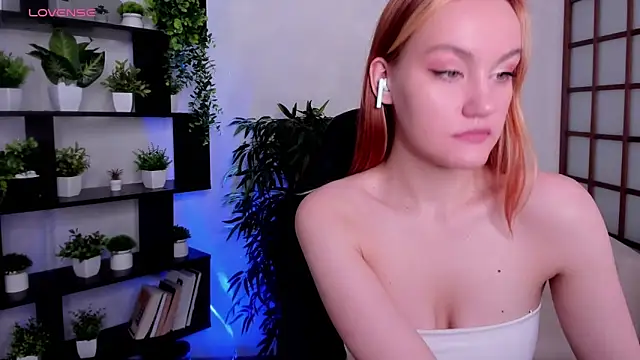 Ida FaneStain online show from November 16, 2025, 2:39 am