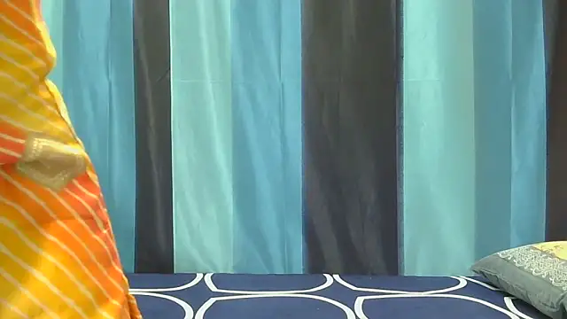 Snapshot of Aarti_misty71 chatting on November 3, 2025, 5:20 am Aarti misty71 online show from November 3, 2025, 5:20 am