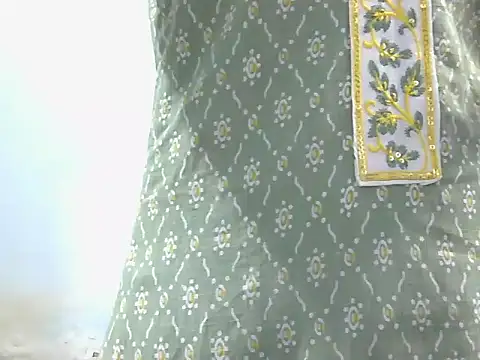 Snapshot of Aarti_misty71 chatting on December 14, 2025, 5:35 am Aarti misty71 online show from December 14, 2025, 5:35 am