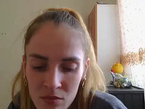 Snapshot of JayeTyler chatting on November 14, 2025, 7:51 am JayeTyler online show from November 14, 2025, 7:51 am