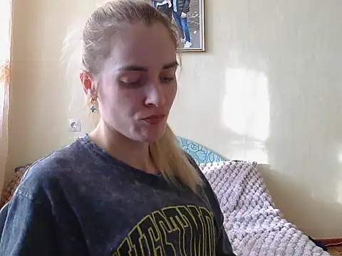 Snapshot of JayeTyler chatting on December 17, 2025, 7:58 am JayeTyler online show from December 17, 2025, 7:58 am