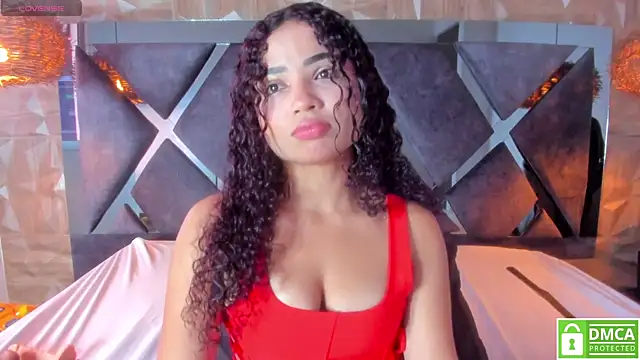 Snapshot of Michell_evans chatting on October 18, 2025, 11:44 am Michell evans online show from October 18, 2025, 11:44 am