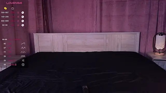 Snapshot of _Elen_Lilith_ chatting on September 16, 2025, 1:45 pm Elen Lilith online show from September 16, 2025, 1:45 pm