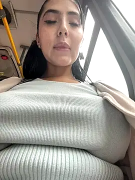 oh nina online show from September 10, 2025, 8:31 pm