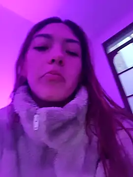 Victoria Beaumont online show from April 2, 2026, 11:52 am