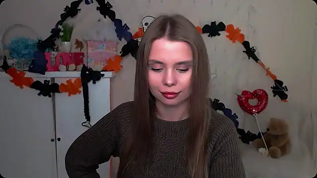 OceanicDawn online show from October 29, 2025, 11:23 am