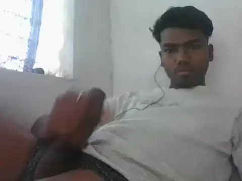 Snapshot of young_dickkk chatting on December 22, 2025, 10:01 am young dickkk online show from December 22, 2025, 10:01 am