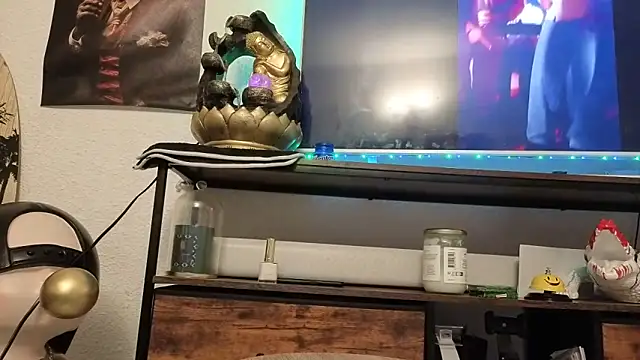 Oulola777 online show from November 12, 2025, 6:30 pm