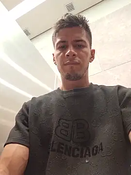 Snapshot of piterrr_hot chatting on January 9, 2026, 4:32 pm piterrr hot online show from January 9, 2026, 4:32 pm