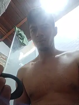 Snapshot of piterrr_hot chatting on January 15, 2026, 12:21 pm piterrr hot online show from January 15, 2026, 12:21 pm