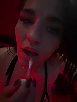 Snapshot of addictedtoari chatting on February 2, 2026, 5:28 am addictedtoari online show from February 2, 2026, 5:28 am