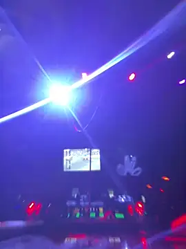 Snapshot of addictedtoari chatting on February 6, 2026, 3:22 am addictedtoari online show from February 6, 2026, 3:22 am