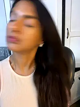 chicachocolate01 online show from October 26, 2025, 7:09 pm