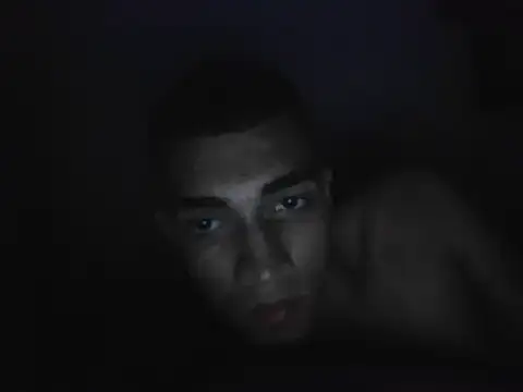 Snapshot of Sebas_0332 chatting on November 5, 2025, 5:40 am Sebas 0332 online show from November 5, 2025, 5:40 am