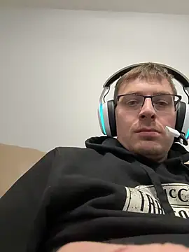 Snapshot of jungleking_88 chatting on January 17, 2026, 1:43 am jungleking 88 online show from January 17, 2026, 1:43 am