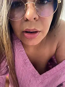 Snapshot of sweet_shadil_ chatting on September 19, 2025, 1:40 am sweet shadil online show from September 19, 2025, 1:40 am