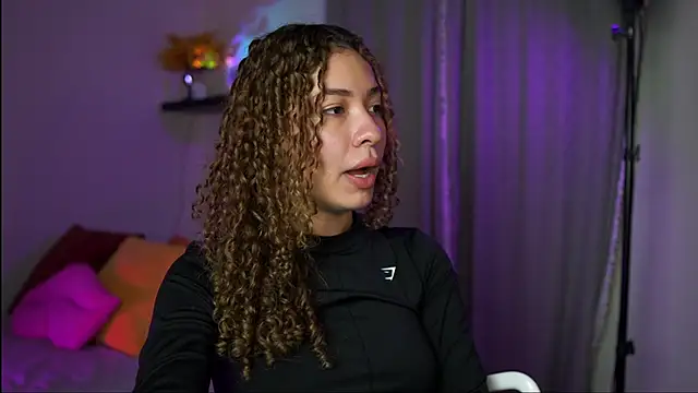 Snapshot of isabella-garcia- chatting on October 29, 2025, 9:38 pm isabella-garcia- online show from October 29, 2025, 9:38 pm