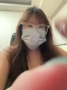 ariel 613 online show from October 29, 2025, 3:25 pm