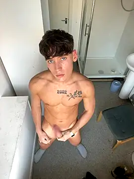 Snapshot of naughtyboy0124 chatting on November 25, 2025, 3:01 pm naughtyboy0124 online show from November 25, 2025, 3:01 pm