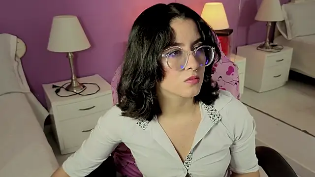 LiLLiAnderson online show from October 21, 2025, 11:44 am