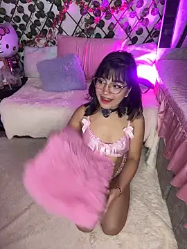 Snapshot of isabel_jaames chatting on February 27, 2026, 11:27 pm isabel jaames online show from February 27, 2026, 11:27 pm