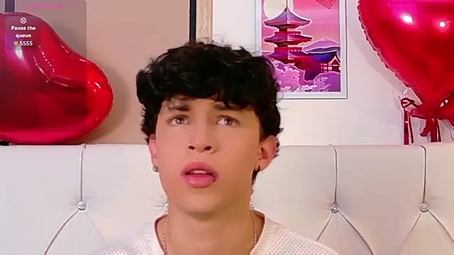 Snapshot of Axel__Evans chatting on March 4, 2026, 12:44 pm Axel Evans online show from March 4, 2026, 12:44 pm