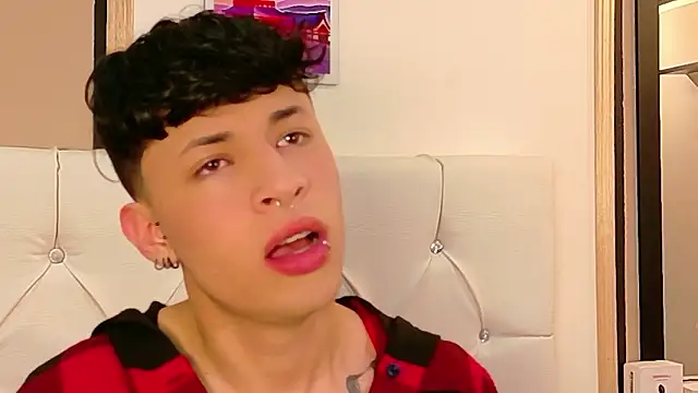 Snapshot of Axel__Evans chatting on March 22, 2026, 10:07 am Axel Evans online show from March 22, 2026, 10:07 am