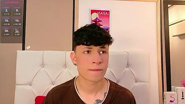 Snapshot of Axel__Evans chatting on March 24, 2026, 11:37 am Axel Evans online show from March 24, 2026, 11:37 am