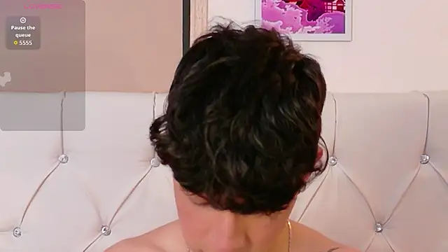 Snapshot of Axel__Evans chatting on April 1, 2026, 1:41 pm Axel Evans online show from April 1, 2026, 1:41 pm