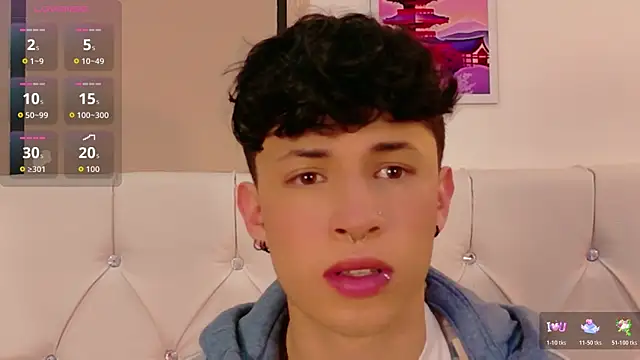 Snapshot of Axel__Evans chatting on April 2, 2026, 11:08 am Axel Evans online show from April 2, 2026, 11:08 am